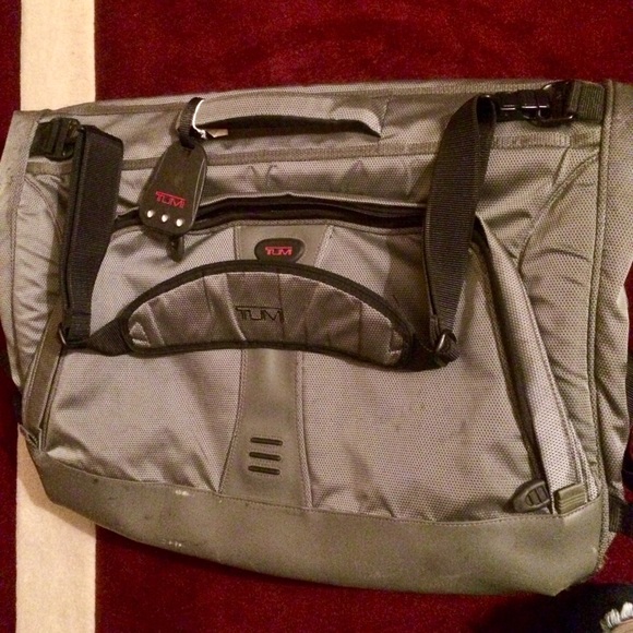 Tumi Handbags - Authentic TUMI gray garment bag PRICE IS A STEAL! IHNI how it’s not sold yet!